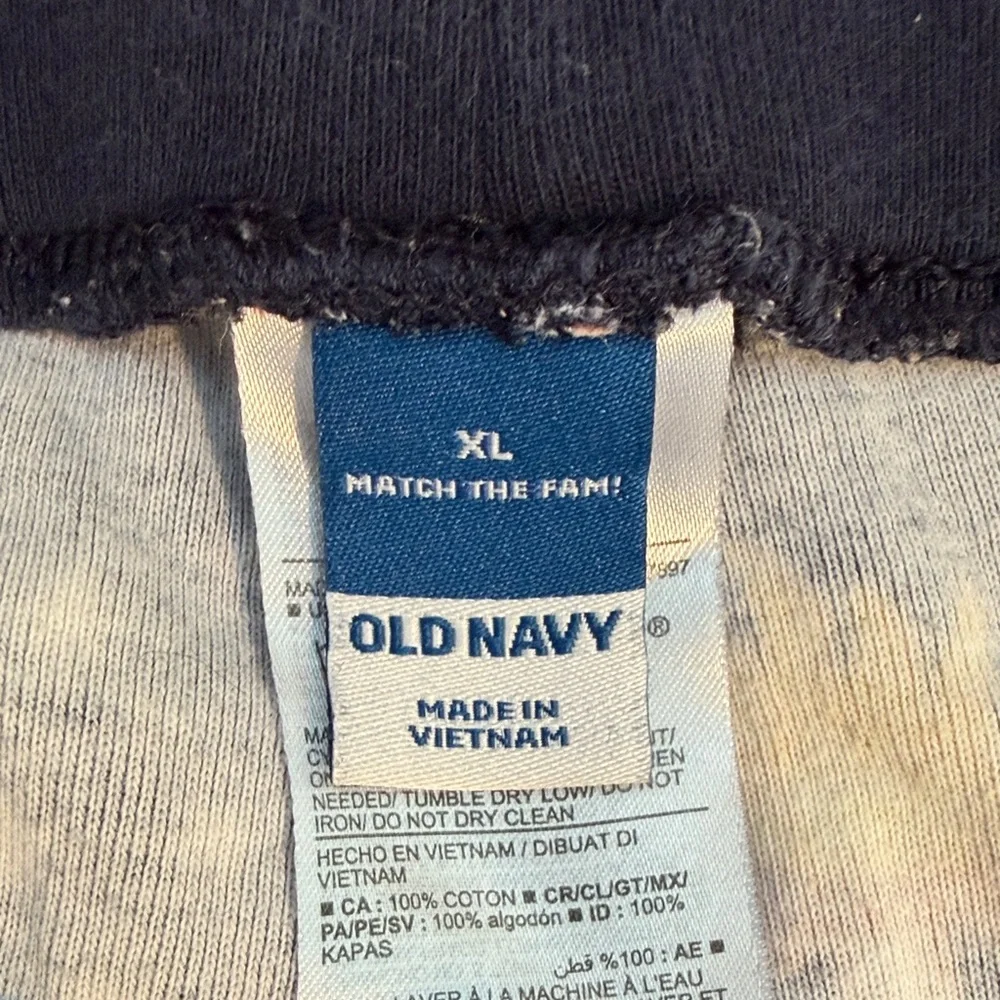 Women’s Old Navy Camping Bears Pajama Set - Picture 2 of 11